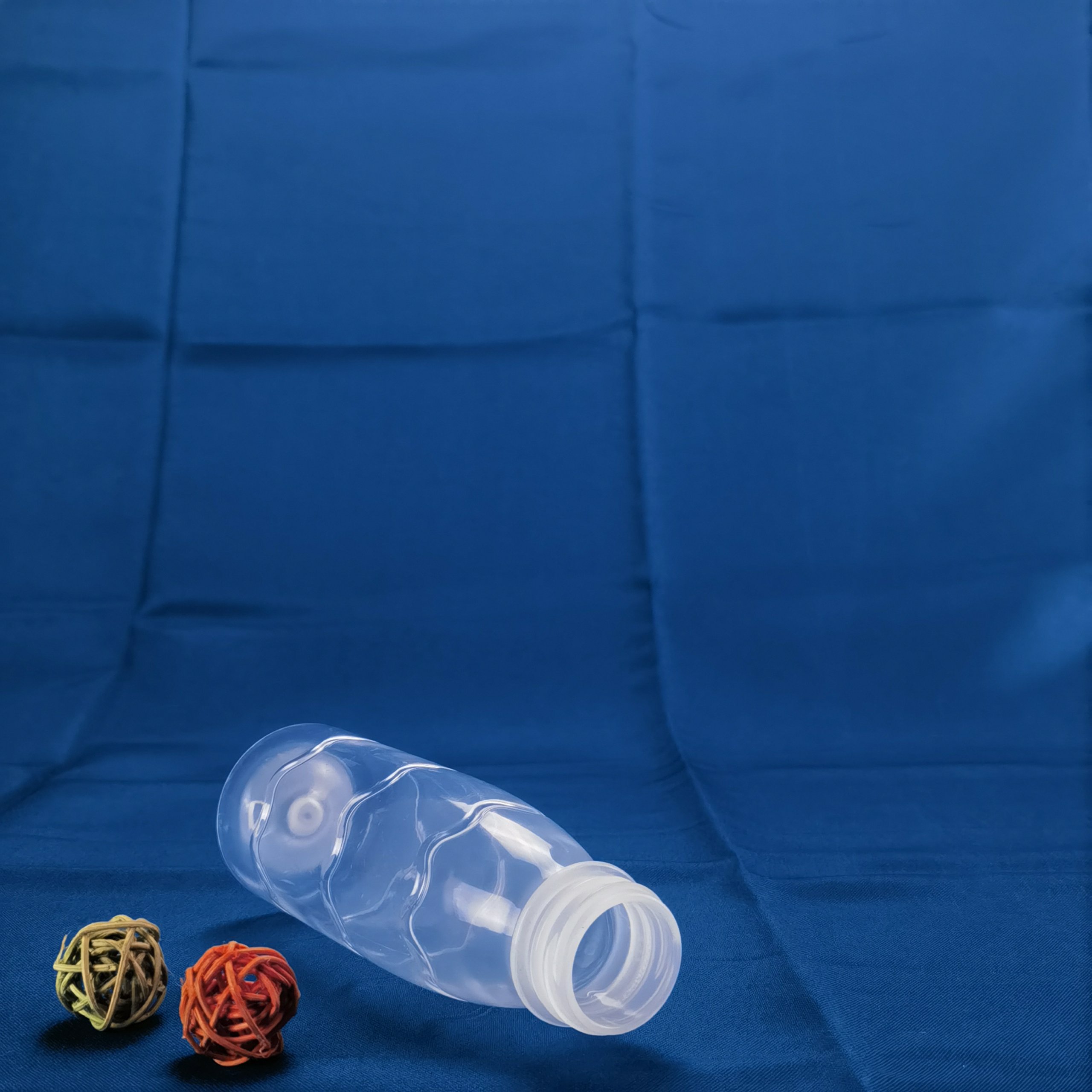 FT-016 330ml Round PP Bottle 4