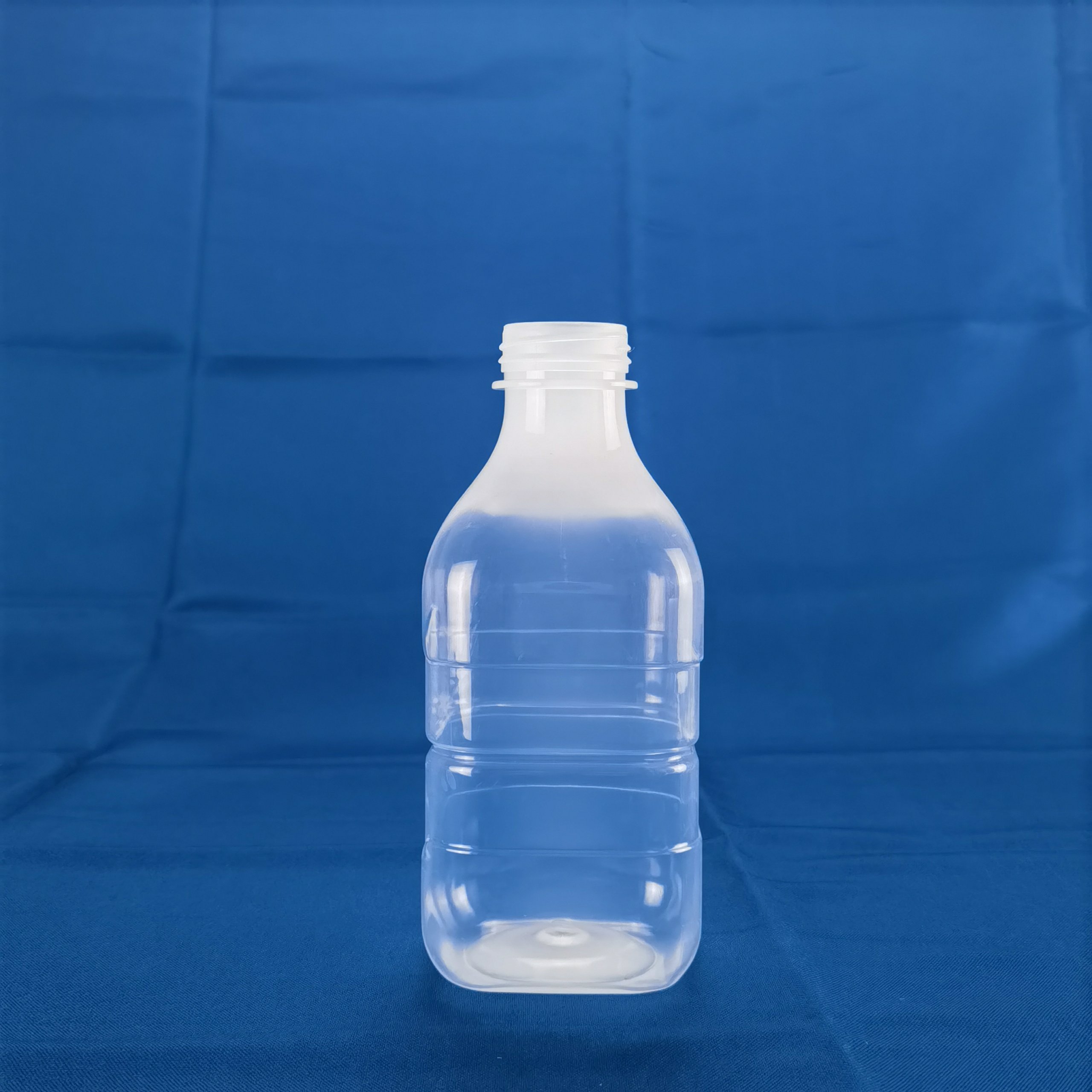 FT-036 700ml Square PP Bottle