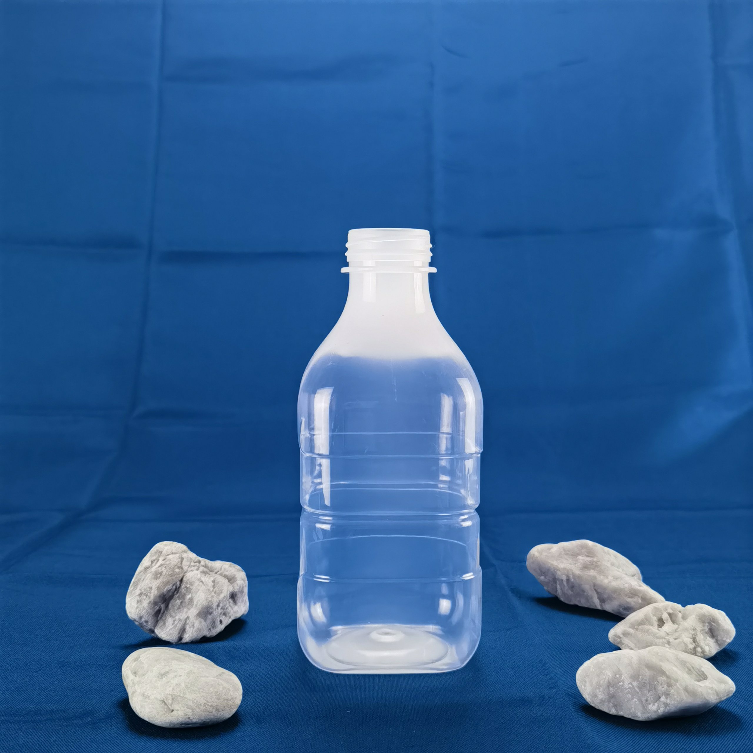 FT-036 700ml Square PP Bottle 3