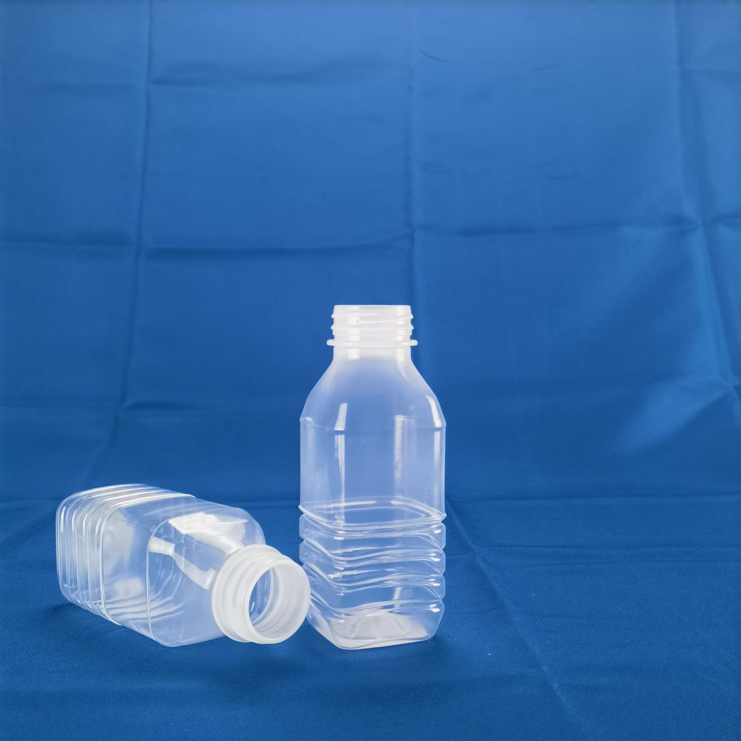 FT-018 330ml Square PP Bottle 2