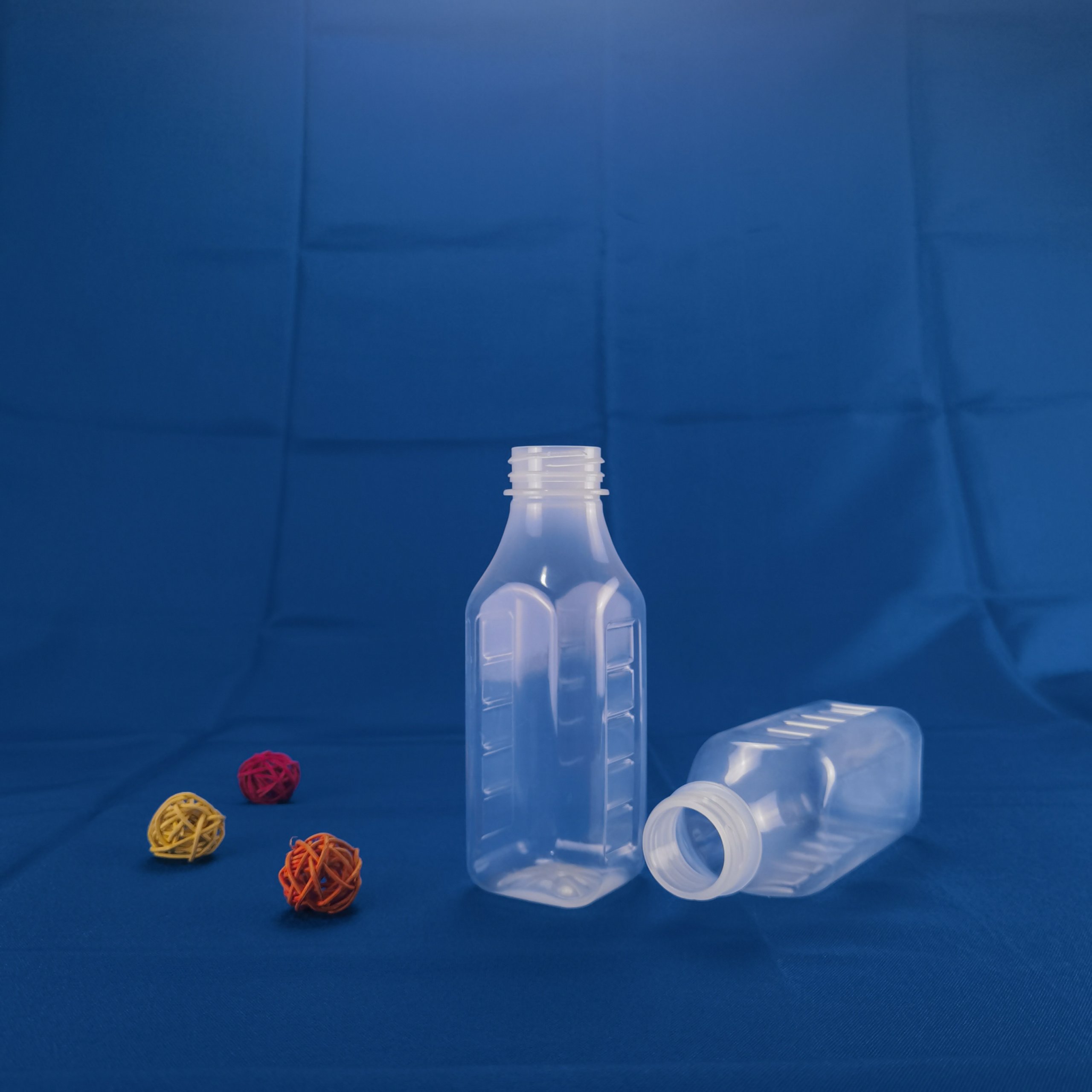 FT-0139 400ml Square PP Bottle 2