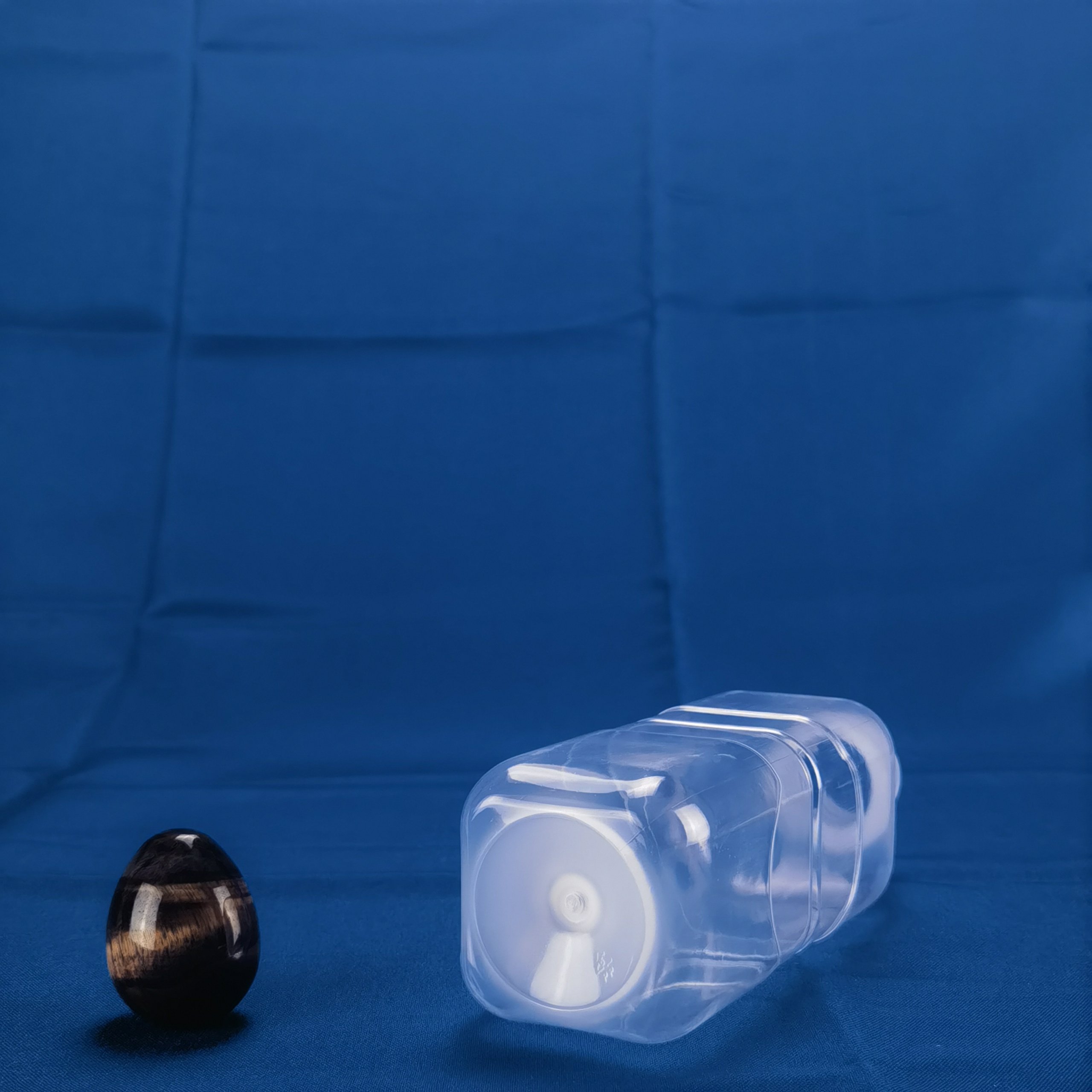 FT-037 700ml Square PP Bottle 6